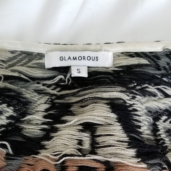 Poncho - Picture 2 of 5